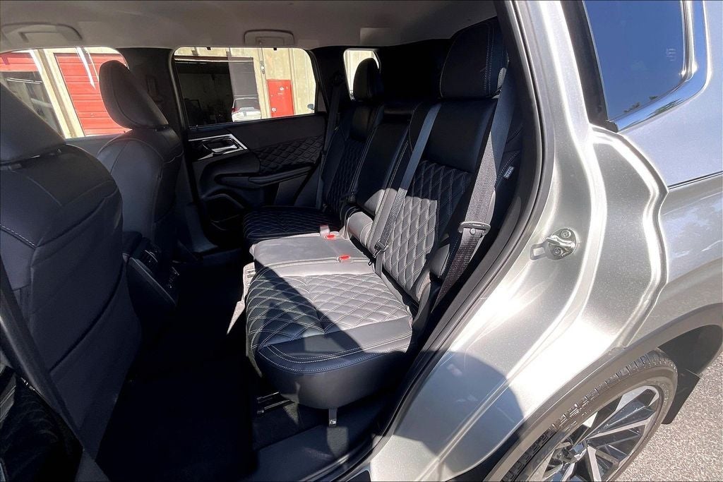2024 Mitsubishi Outlander SEL