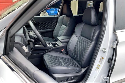 2024 Mitsubishi Outlander SEL