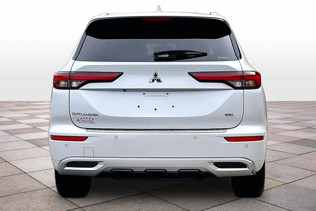 2024 Mitsubishi Outlander SEL