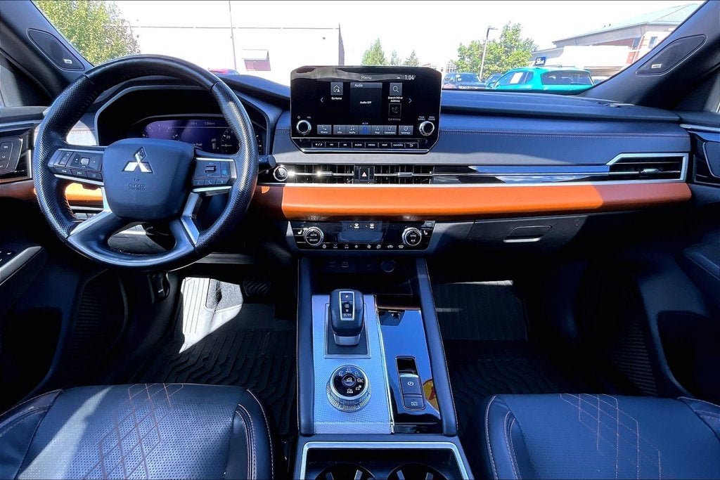 2024 Mitsubishi Outlander SEL Premium
