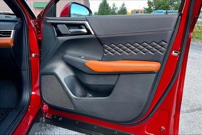 2024 Mitsubishi Outlander SEL Premium
