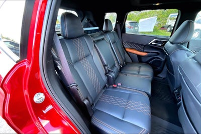 2024 Mitsubishi Outlander SEL Premium