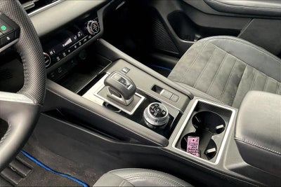 2023 Mitsubishi Outlander PHEV SE