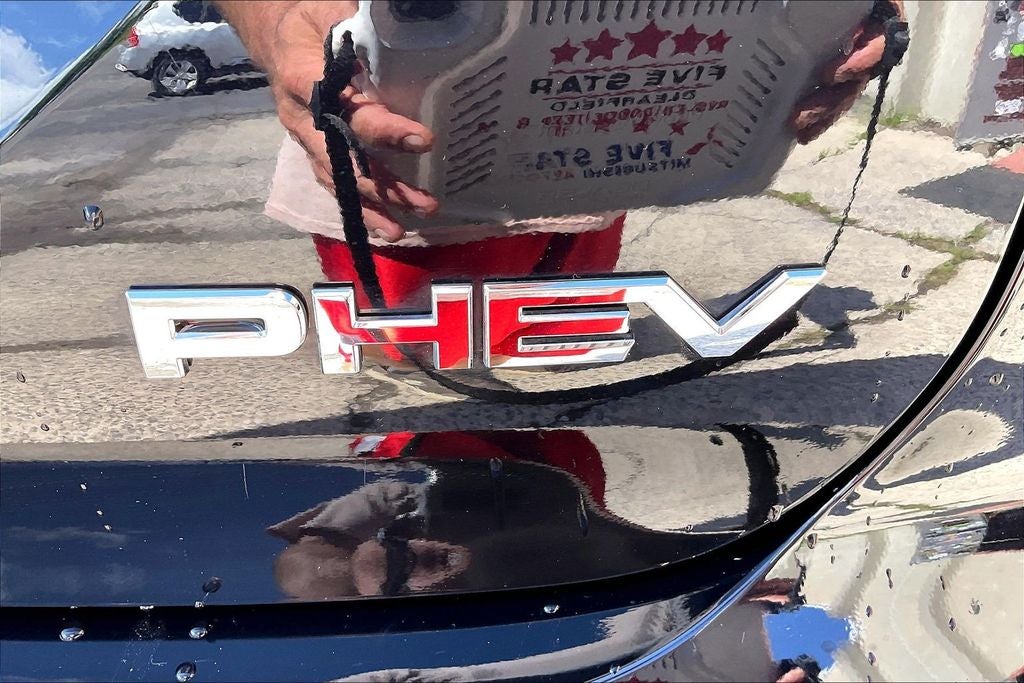 2025 Mitsubishi Outlander PHEV ES