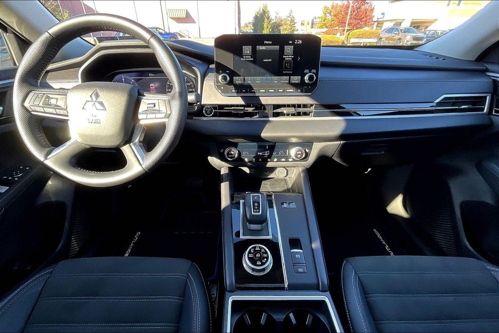 2024 Mitsubishi Outlander PHEV SE