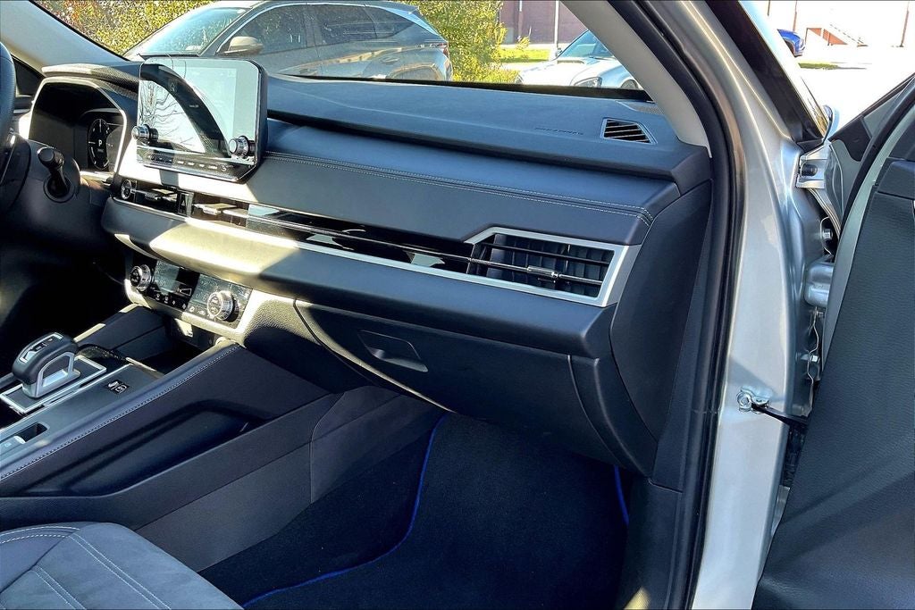 2024 Mitsubishi Outlander PHEV SE