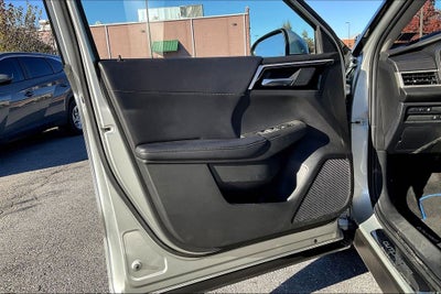 2024 Mitsubishi Outlander PHEV SE