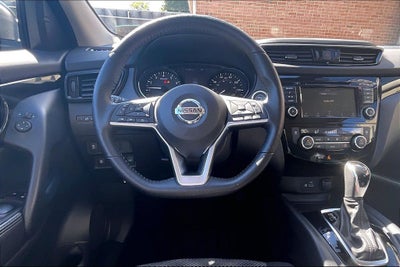 2022 Nissan Rogue Sport SV