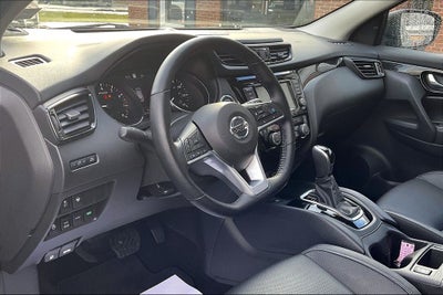 2022 Nissan Rogue Sport SL Premium