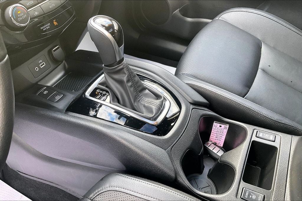 2022 Nissan Rogue Sport SL Premium