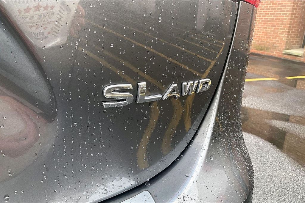 2022 Nissan Rogue Sport SL Premium