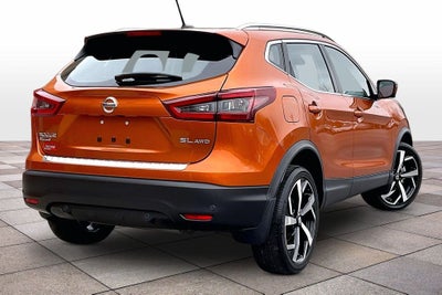 2022 Nissan Rogue Sport SL