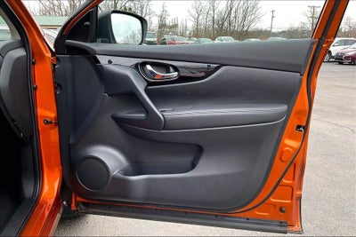 2022 Nissan Rogue Sport SL