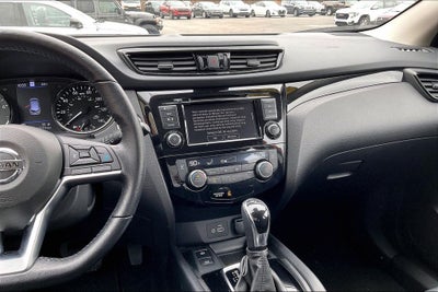 2022 Nissan Rogue Sport SL