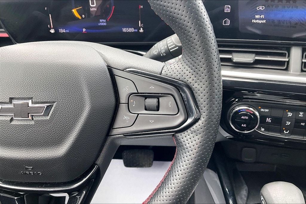 2024 Chevrolet Trax 2RS w/Sunroof