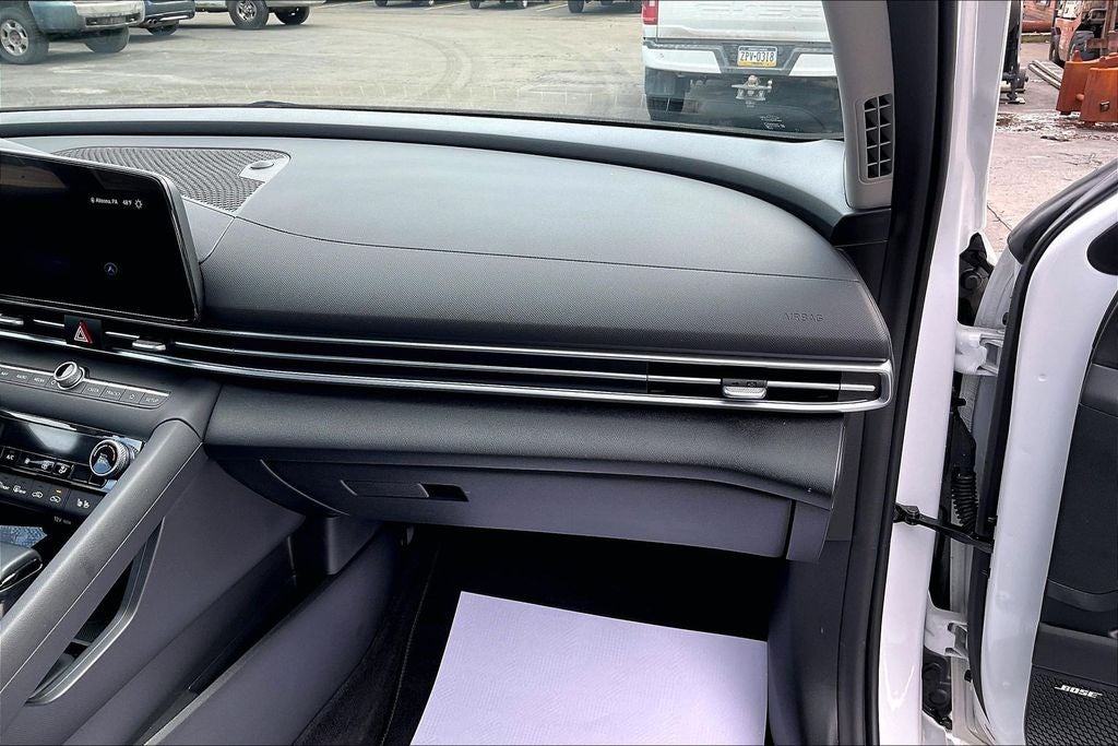 2025 Hyundai Elantra Hybrid Limited