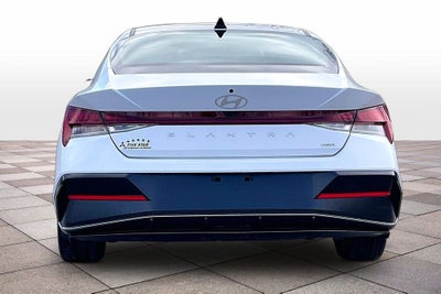 2025 Hyundai Elantra Hybrid Limited