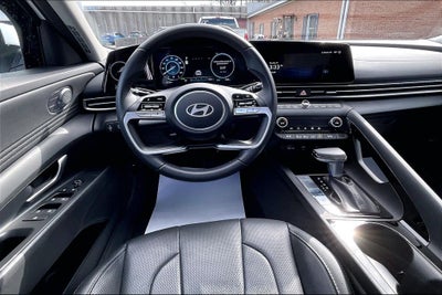 2025 Hyundai Elantra Hybrid Limited