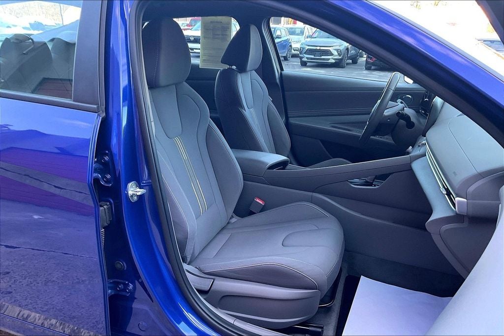 2023 Hyundai Elantra SEL Convenience