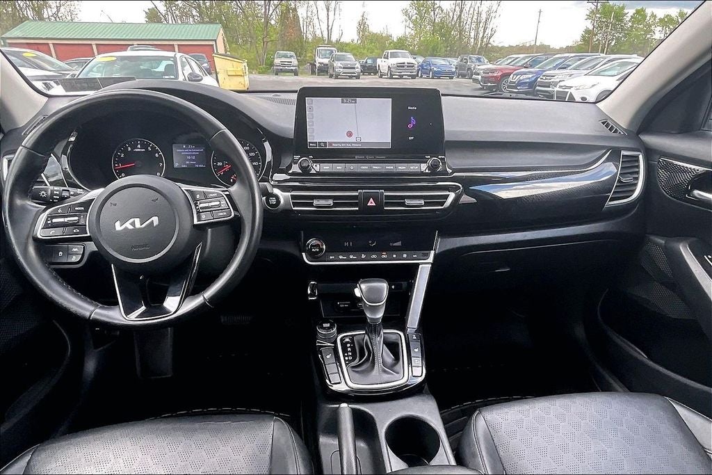 2022 Kia Seltos EX