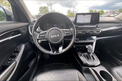 2022 Kia Seltos EX