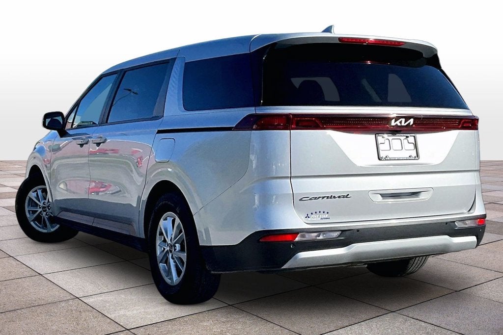 2022 Kia Carnival LXS