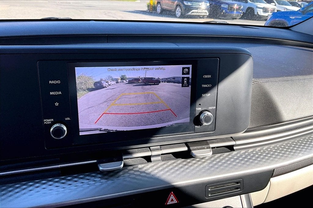 2022 Kia Carnival LXS