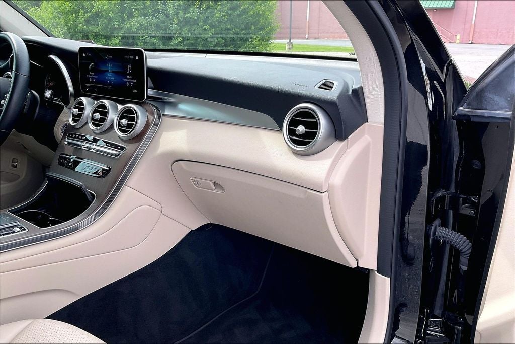 2022 Mercedes-Benz GLC GLC 300